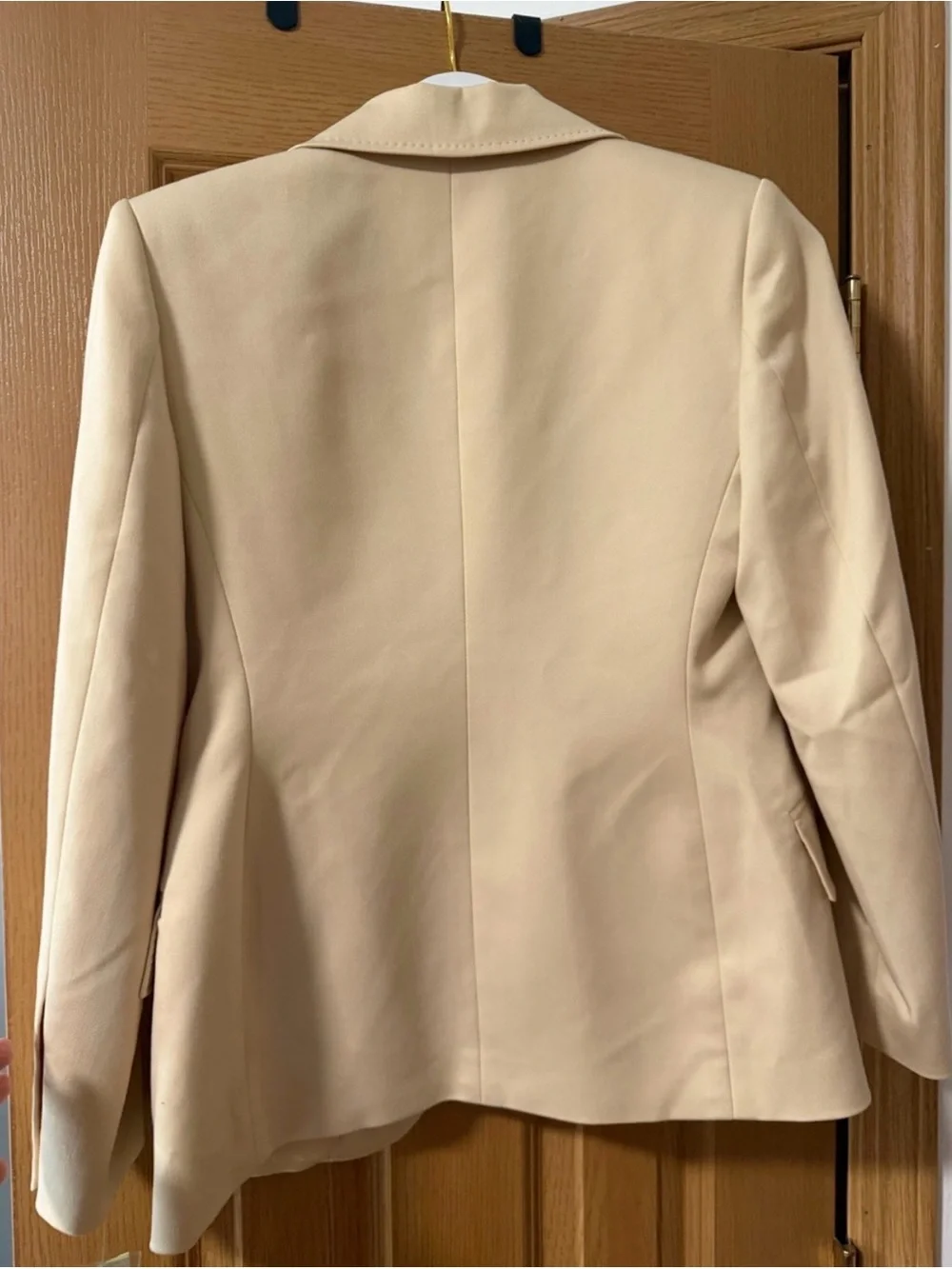 NWT! Anne Klein butter/Ivory Two-Piece Women's Blazer and Pant Suit